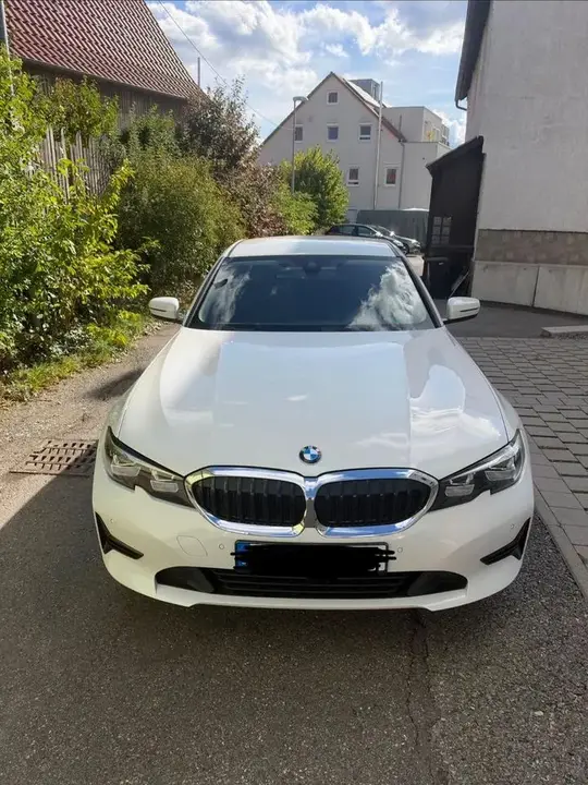 BMW 318I