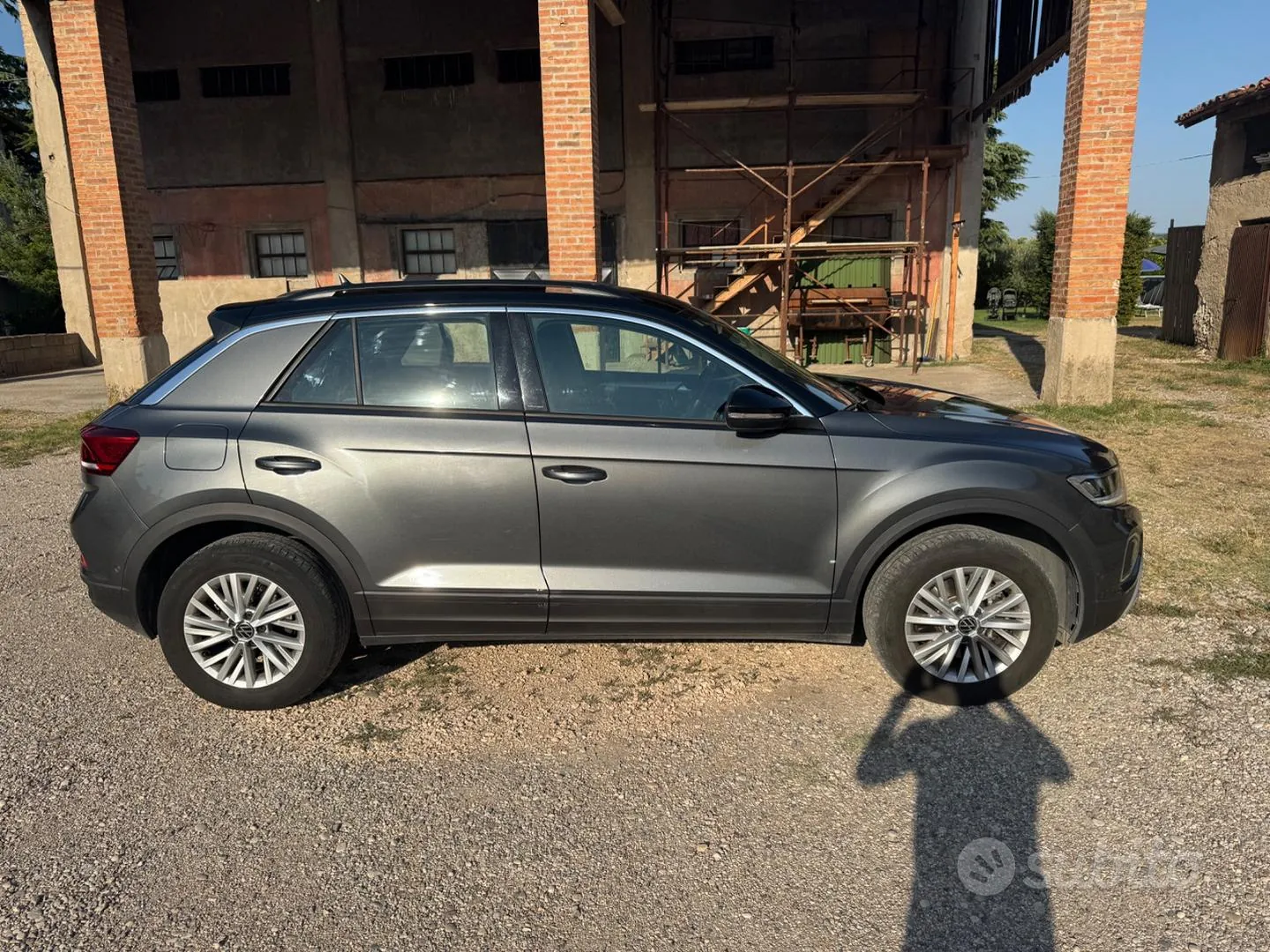 Volkswagen T-Roc 2023 photo 4