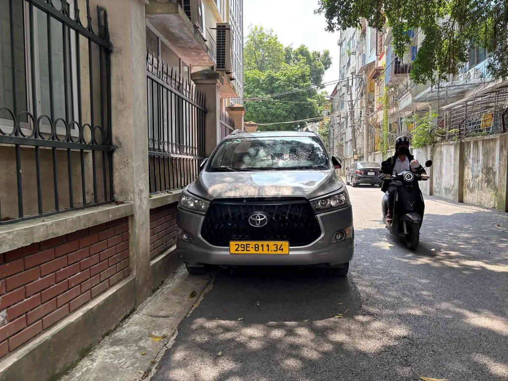 Toyota Innova 2017 photo 5