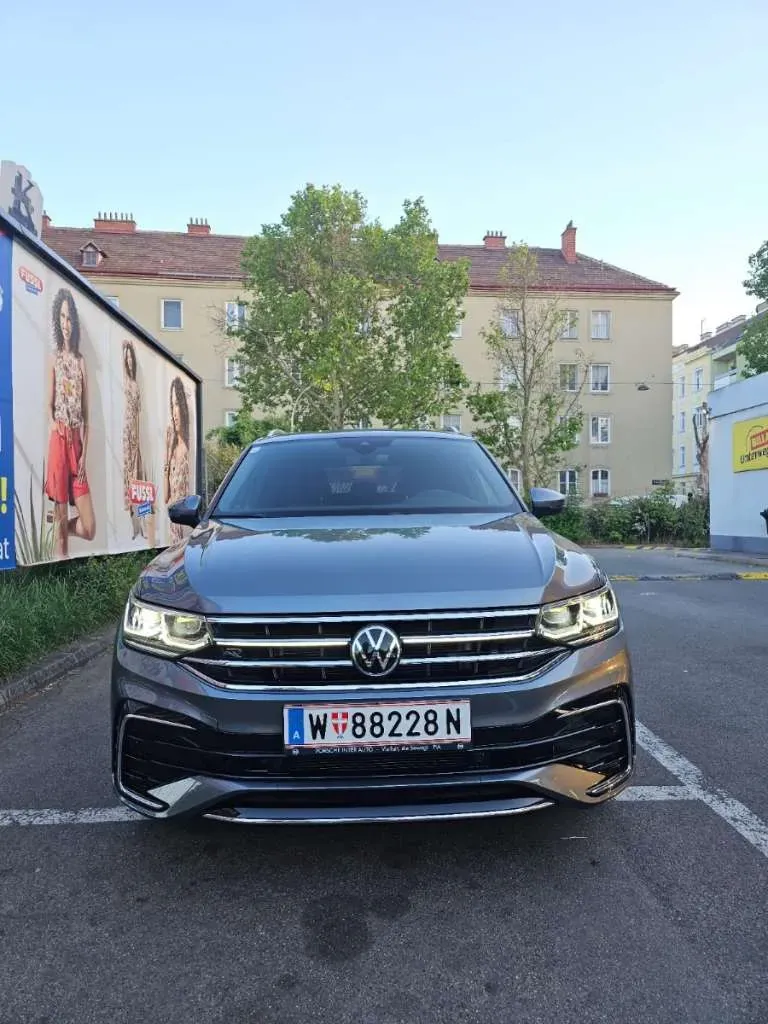 Volkswagen Tiguan Allspace 2023 photo 2