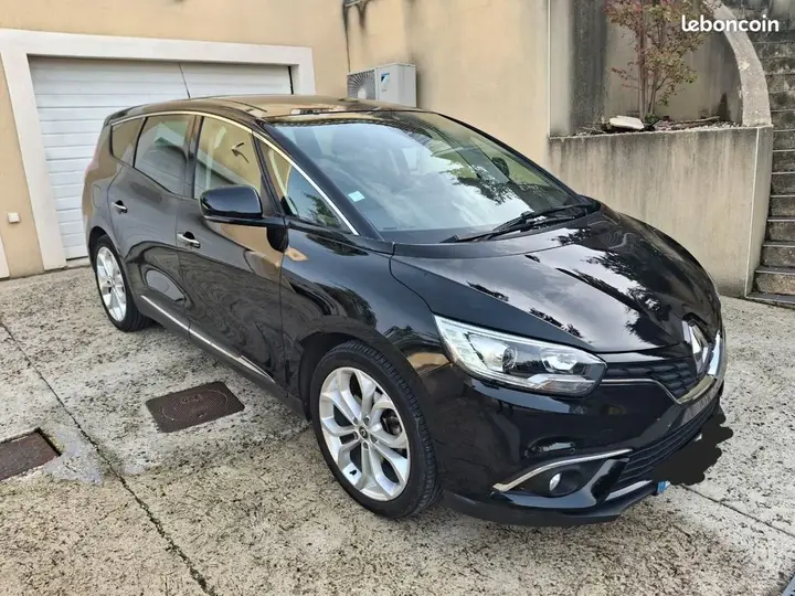 Renault Grand Scenic 2020 photo 2