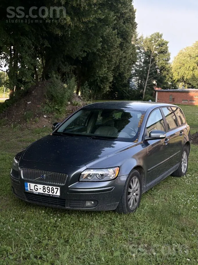 Volvo V50 2007 photo 2