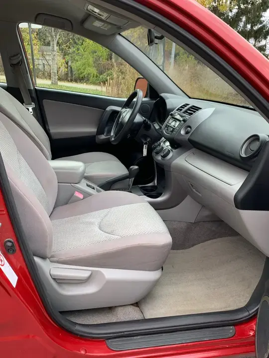 Toyota Rav4 2008 photo 5
