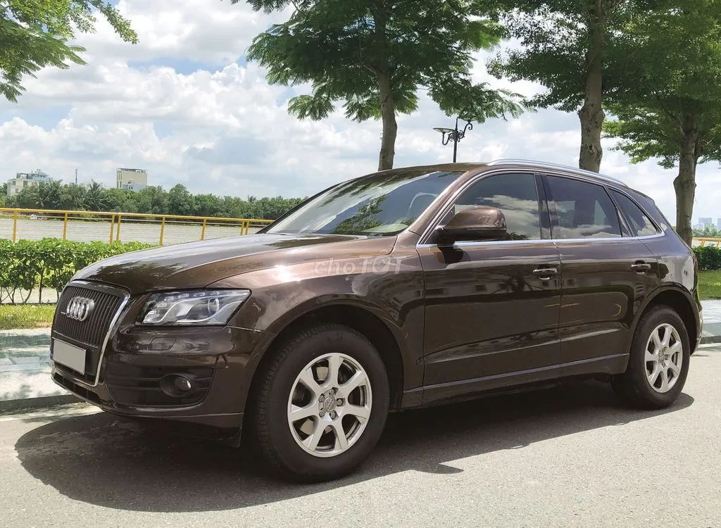 Audi Q5 2012 photo 2