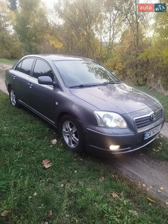 Toyota Avensis 2004 photo 4