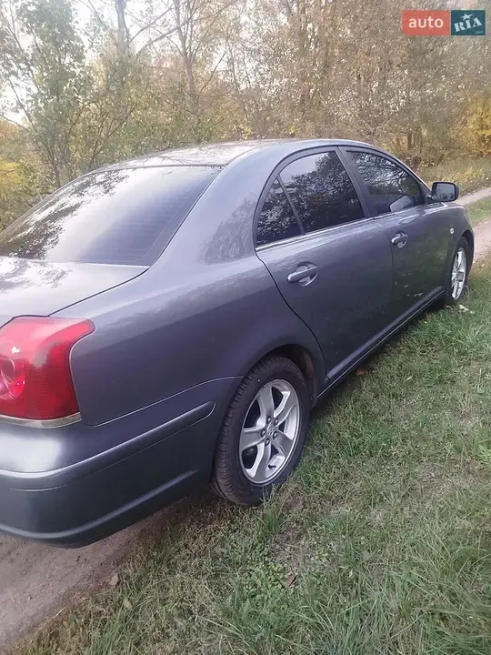 Toyota Avensis 2004 photo 5