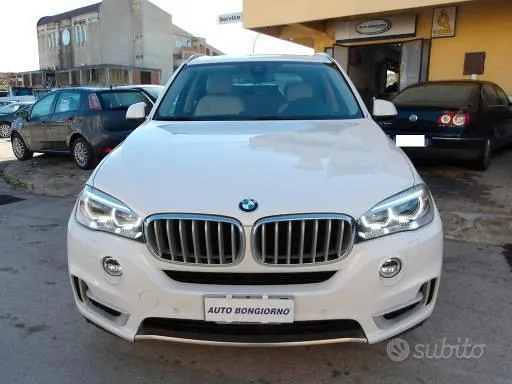 BMW X5 2015 photo 2