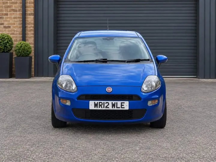 Fiat Punto 2012 photo 5