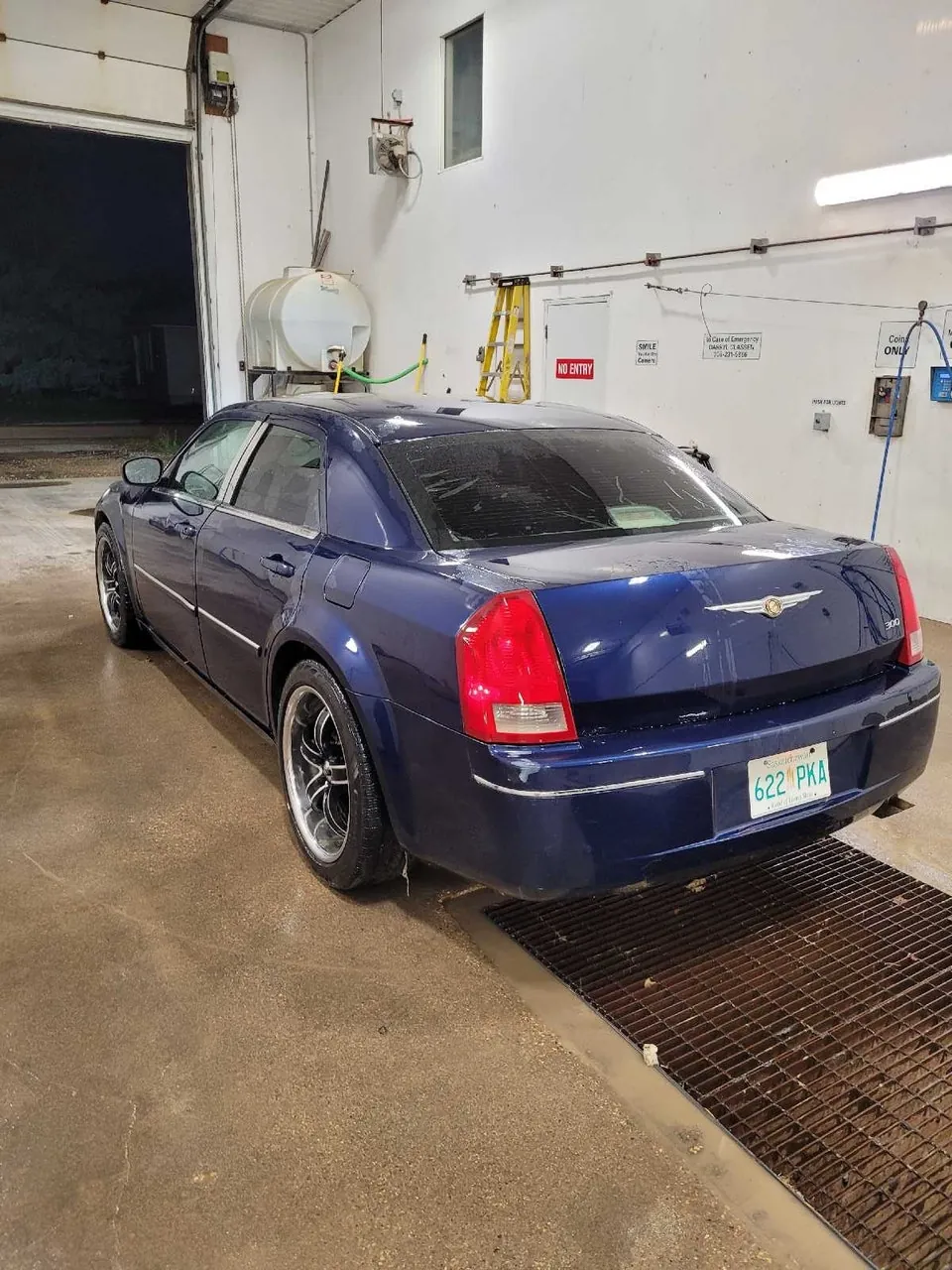 Chrysler 300 2006 photo 2