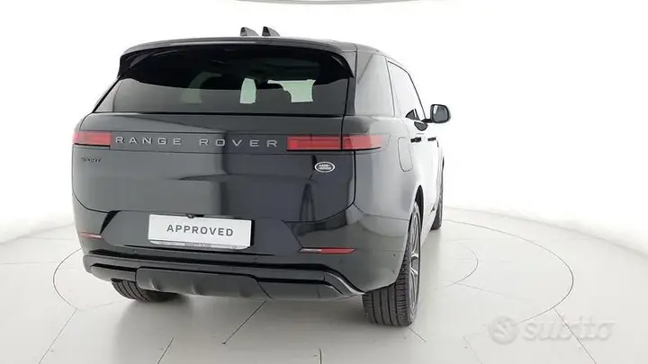 Land Rover Range Rover Sport 2023 photo 2