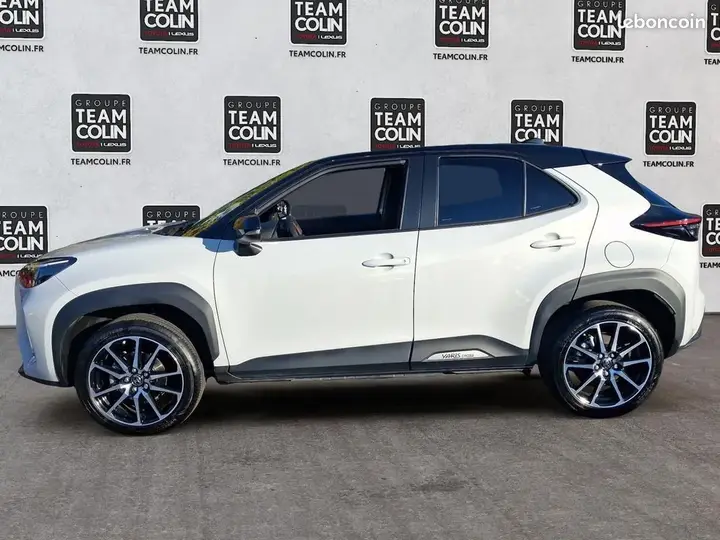 Toyota Yaris Cross 2022 photo 2