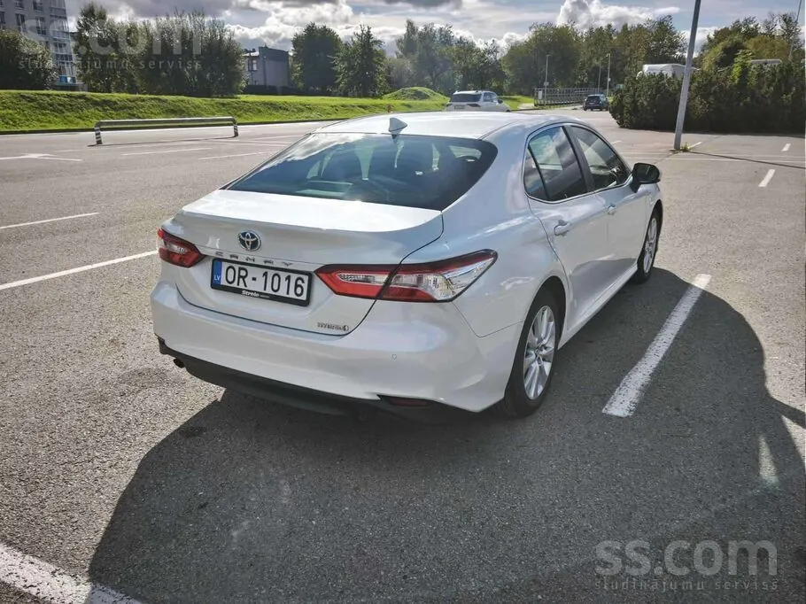 Toyota Camry 2019 photo 4