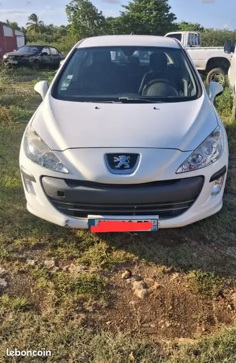 Peugeot 308 2008 photo 2