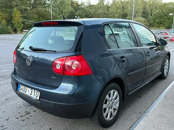 Volkswagen Golf 2008 photo 3