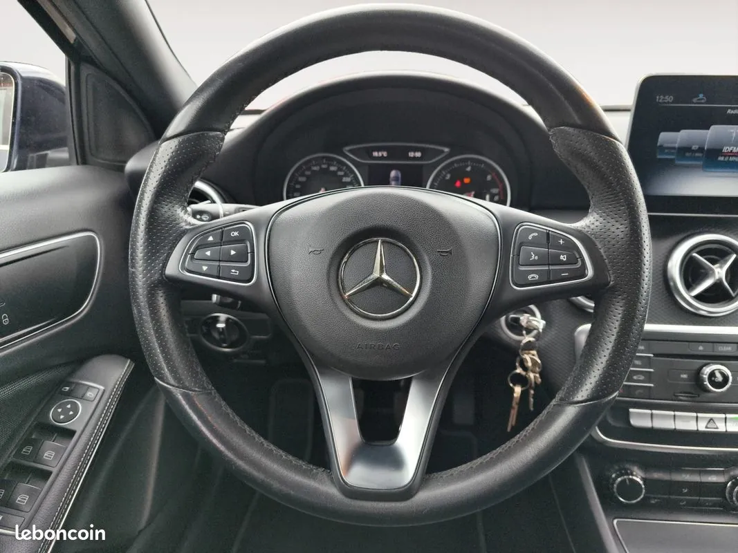 Mercedes-Benz A-Class 2018 photo 4