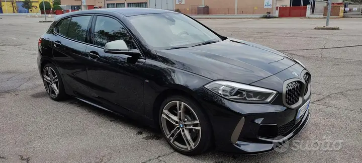 BMW M135I 2021 photo 2