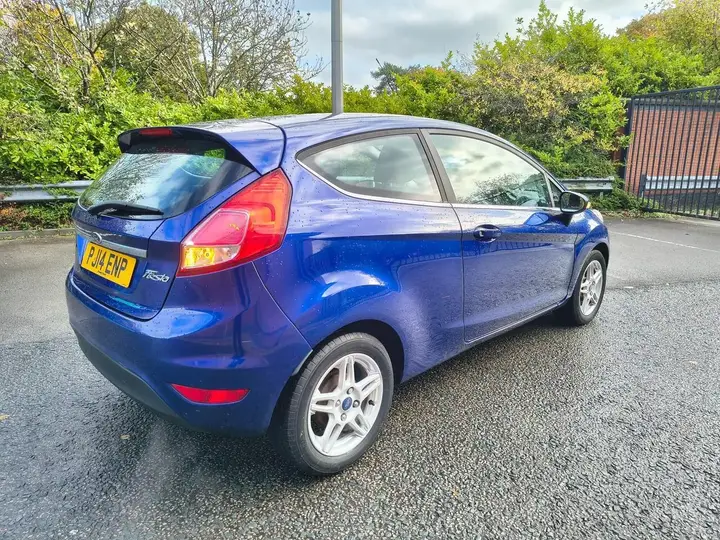 Ford Fiesta 2014 photo 5