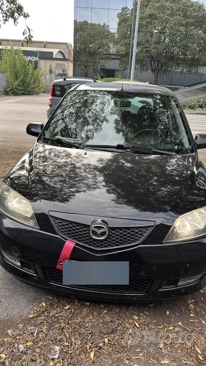 Mazda Mazda2