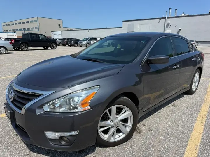 Nissan Altima 2013 photo 3