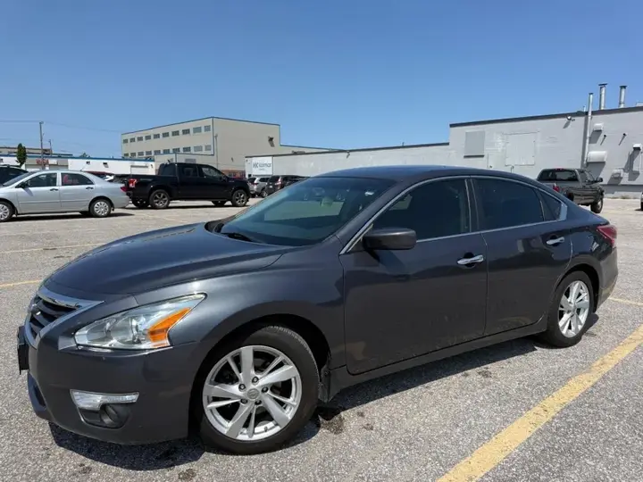 Nissan Altima 2013 photo 4