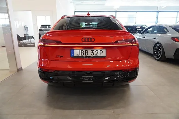 Audi Q8 E-Tron 2024 photo 5