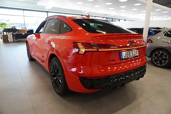 Audi Q8 E-Tron 2024 photo 4