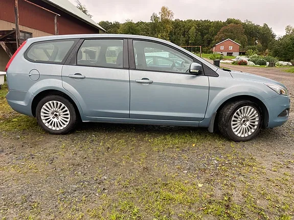 Ford Focus 2008 photo 4