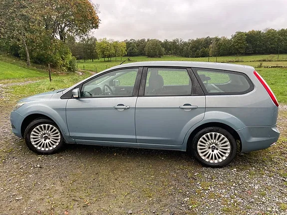 Ford Focus 2008 photo 3