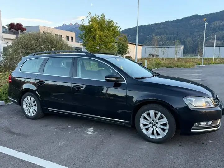 Volkswagen Passat 2013 photo 2