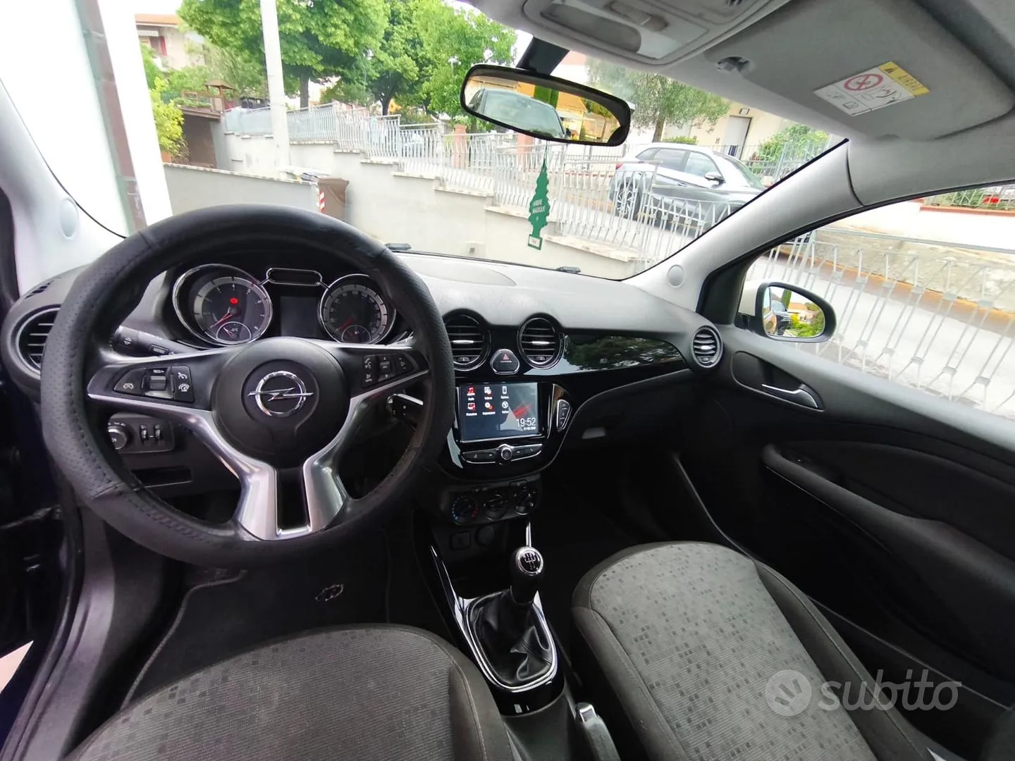 Opel Adam 2018 photo 4