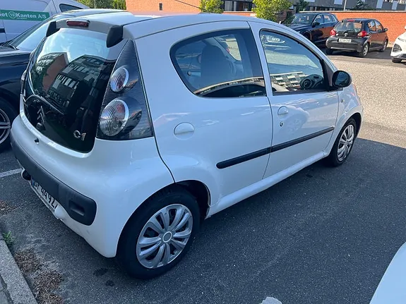 Citroen C1 2010 photo 4