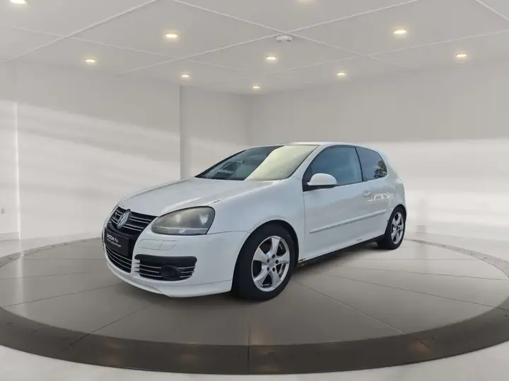 Volkswagen Golf 5 2008 photo 2