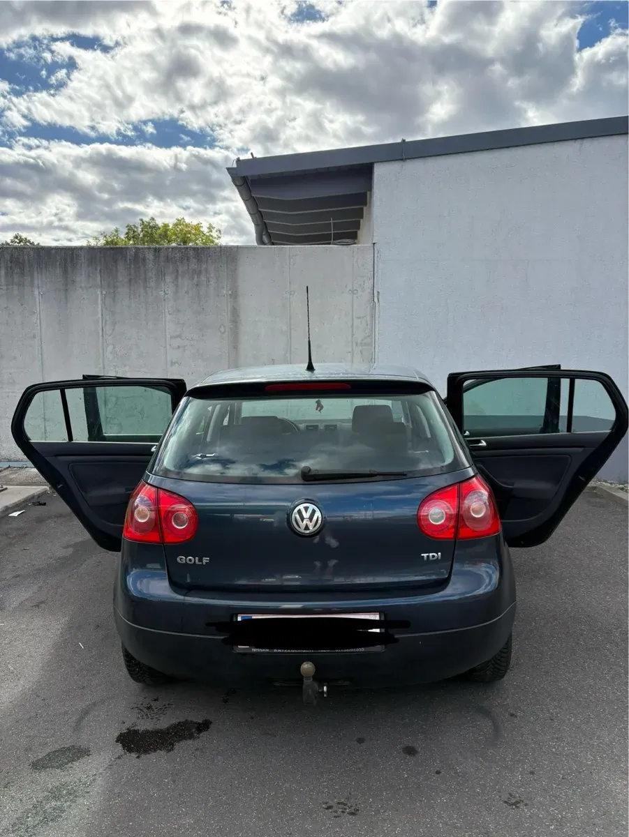 Volkswagen Golf 2005 photo 2
