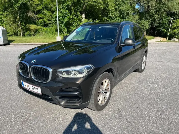BMW X3 2018 photo 2