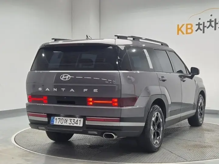 Hyundai Santa Fe 2024 photo 3