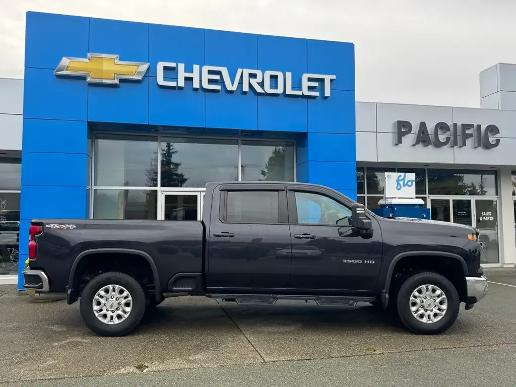 Chevrolet Silverado 3500 2024 photo 3