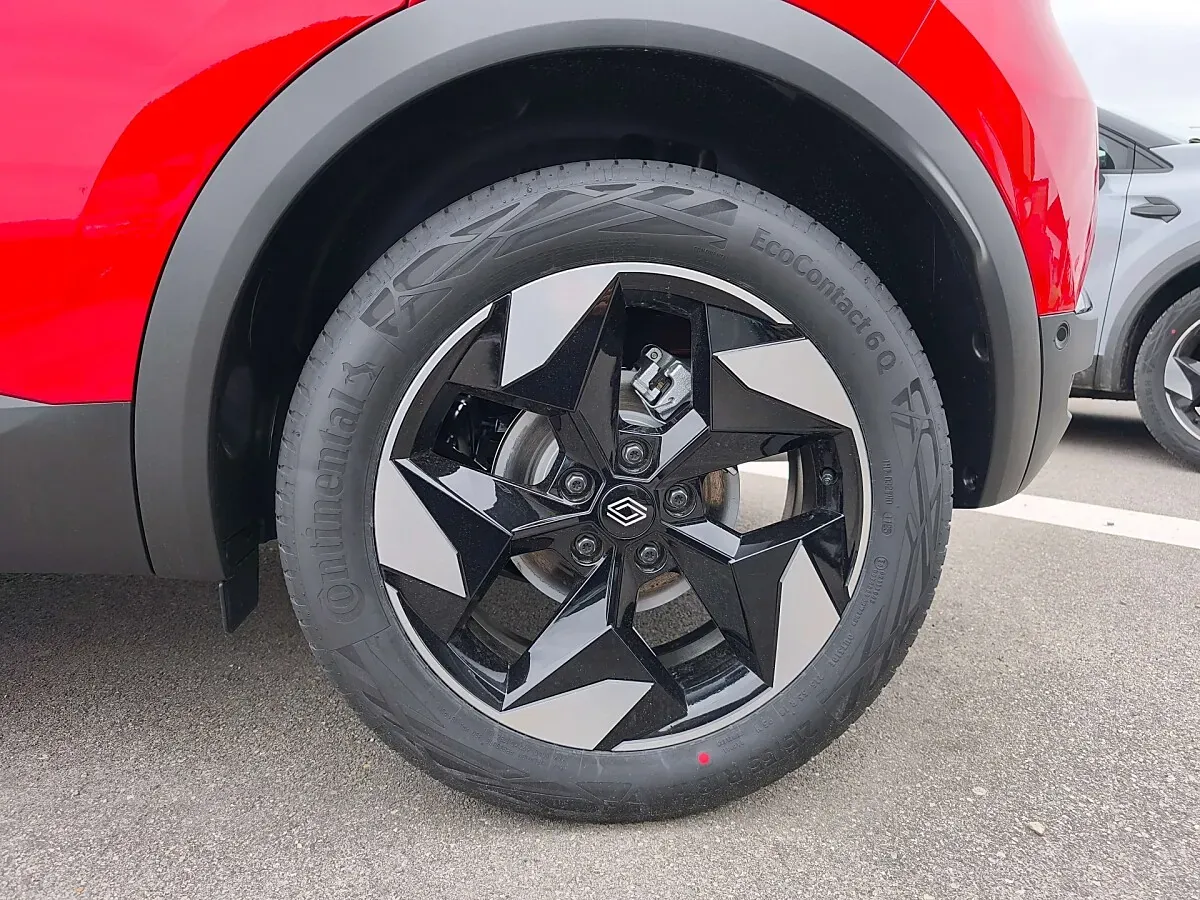 Renault Captur 2025 photo 2