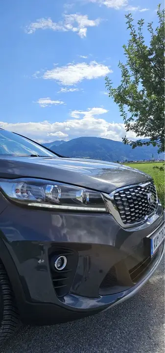 Kia Sorento 2018 photo 2