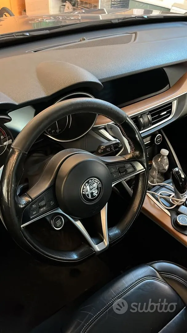 Alfa Romeo Stelvio 2017 photo 5