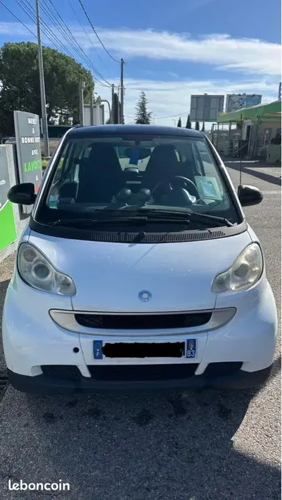 Smart Fortwo 2010 photo 3