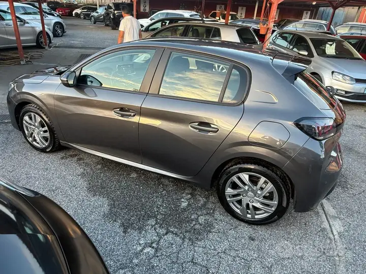Peugeot 208 2020 photo 4
