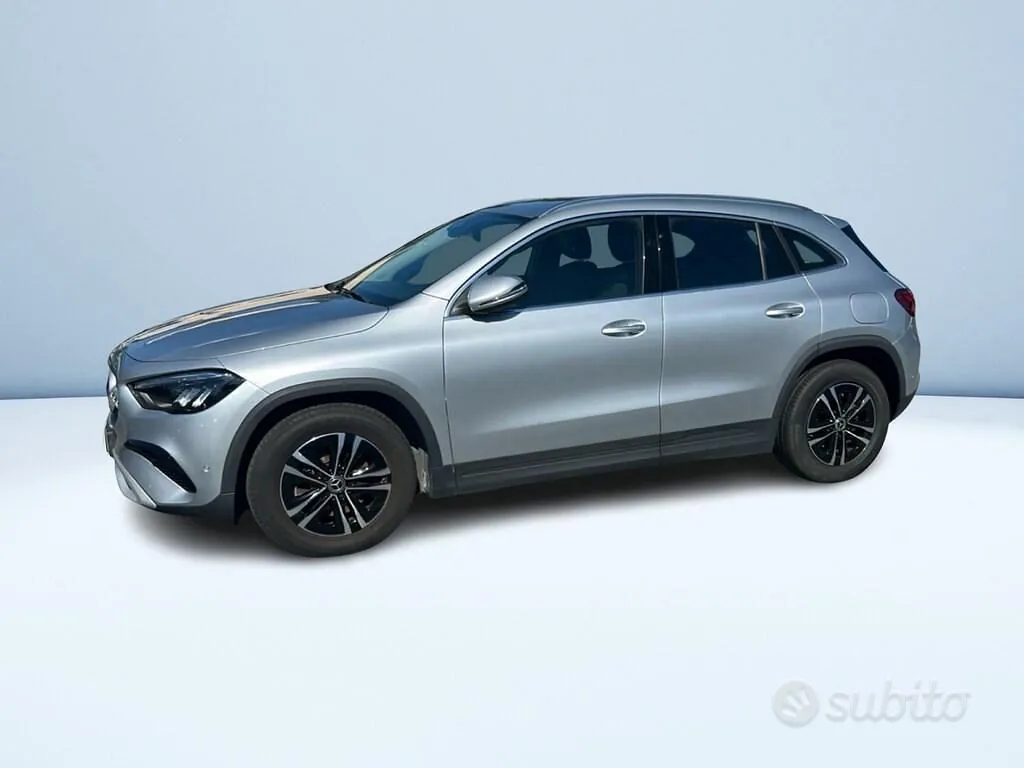 Mercedes-Benz Gla 2025 photo 4