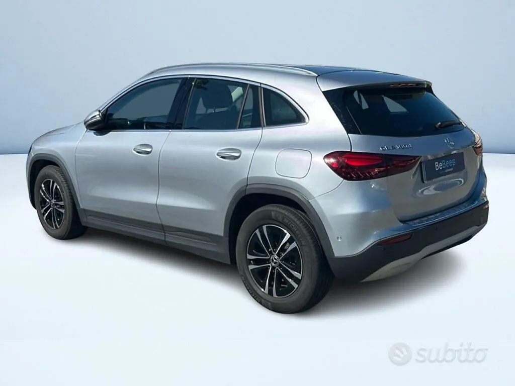 Mercedes-Benz Gla 2025 photo 5