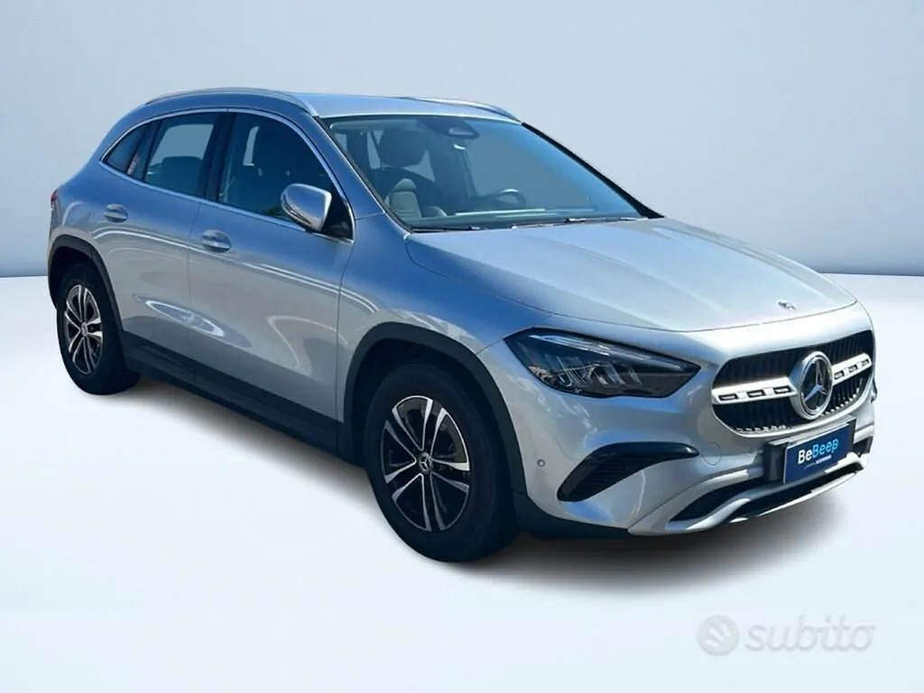 Mercedes-Benz Gla 2025 photo 2