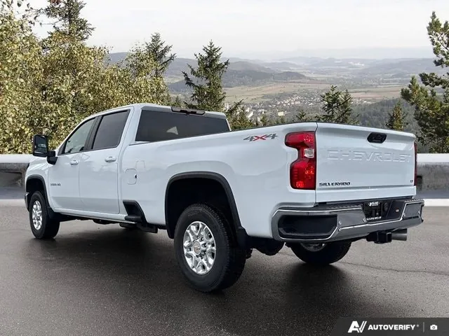Chevrolet Silverado 3500Hd 2026 photo 3