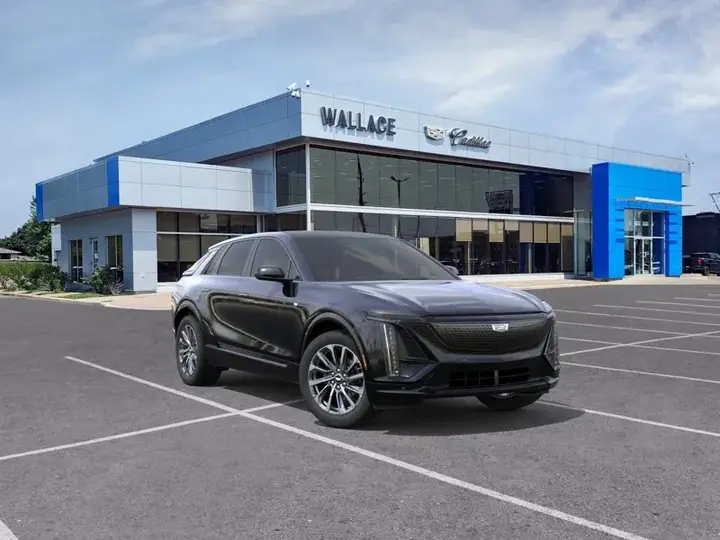 Cadillac Lyriq 2027 photo 2