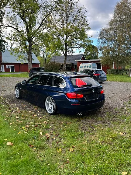 BMW 520D 2011 photo 3