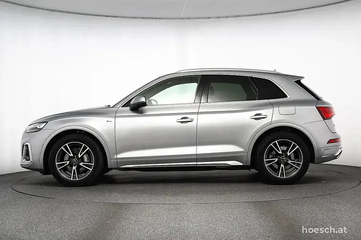 Audi Q5 2023 photo 3