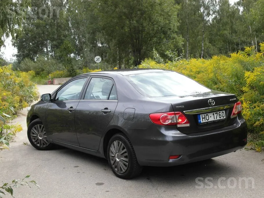 Toyota Corolla 2011 photo 2