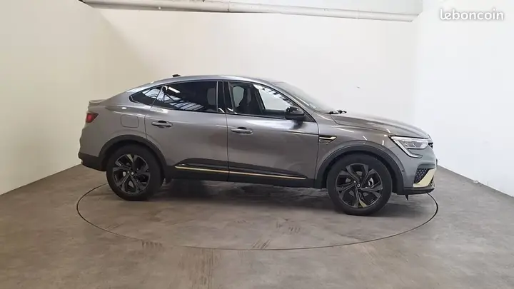Renault Arkana 2023 photo 4